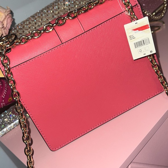 Michael Kors Crossbody Bag with Gold Chain - Picture 3 of 7